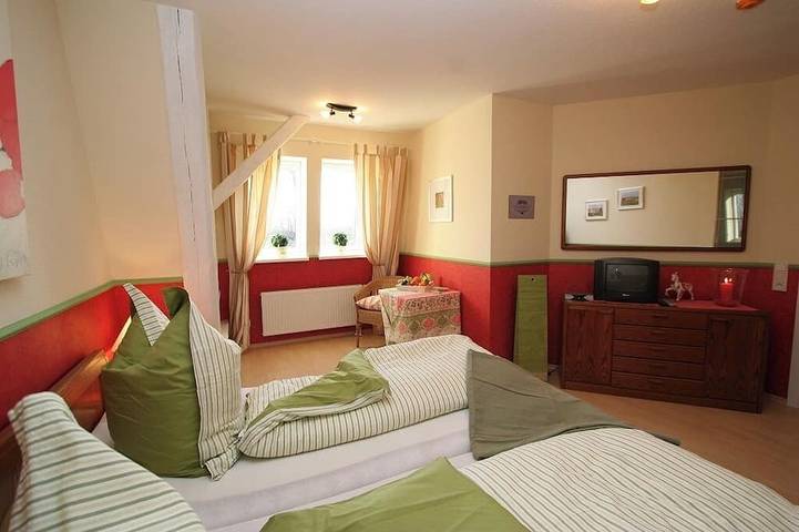 Ferienwohnung für 4 Personen, mit Sauna, mit Haustier in Güby - 2