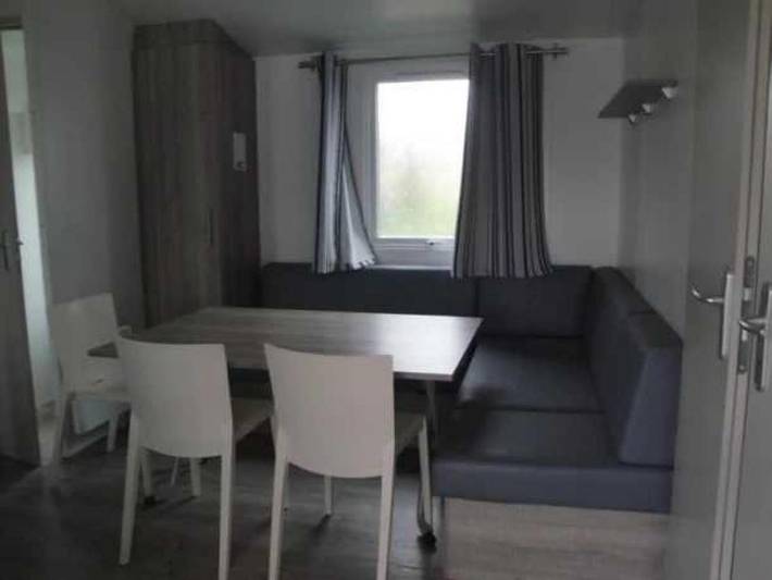 Camping pour 6 personnes, avec Piscine à Chauzon - 2