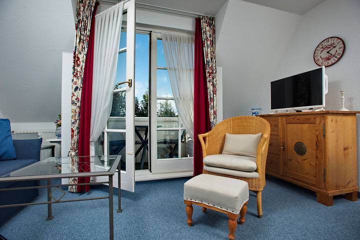 Ganze Wohnung, Gemütliche 2-Zimmer-Ferienwohnung, ruhig gelegen mit Balkon für max. 2 Personen in Nordfriesische Inseln (Schleswig-Holstein) (Schleswig-Holstein), Sylt (Gemeinde)