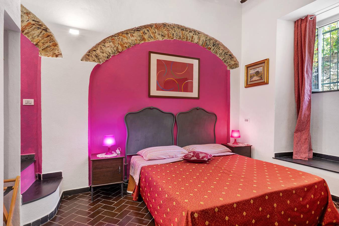 Room 'Rosa' with Mountain View, Shared Pool and Wi-Fi in Levanto Kommun, Riviera di Levante