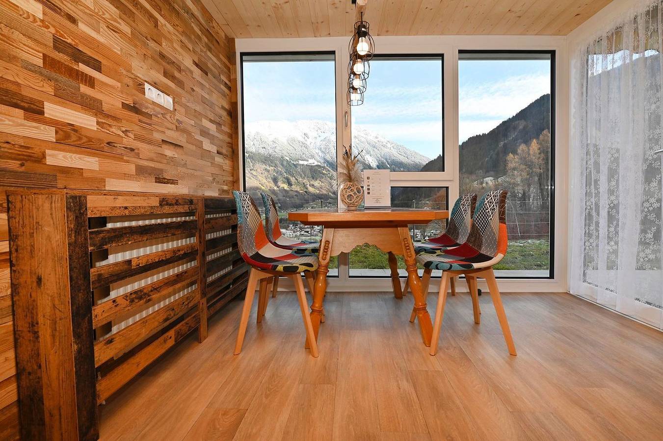 Ganze Wohnung, Rundblick 2 Wohnung mit herrlichem Panoramablick in Rätikon Gebirgsgruppe, Tschagguns