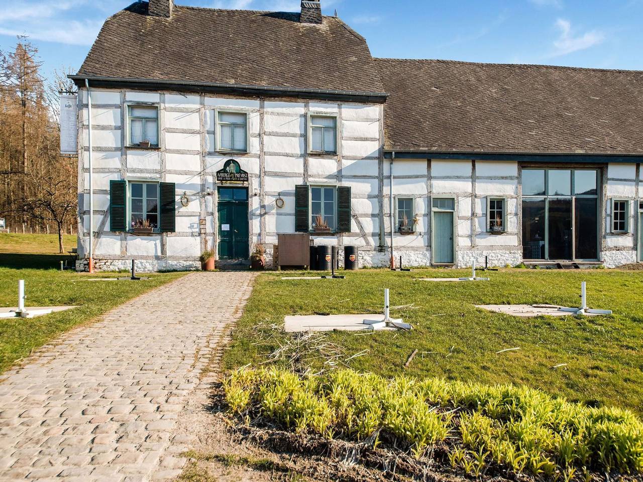 Charming Holiday Home in Awenne in Awenne, Saint-Hubert