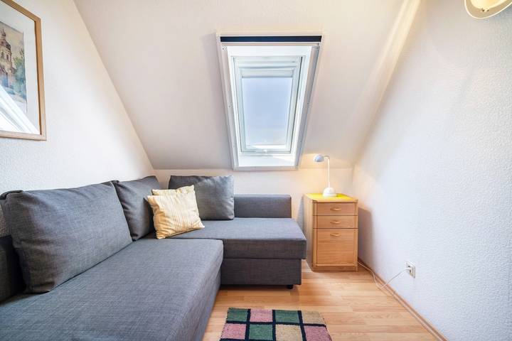 Hel lägenhet, Apartment 'Ferienwohnung 2 Schulze' with Private Terrace, Shared Garden and Wi-Fi in Neustrelitz, Mecklenburg-Strelitz