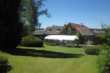 Chambre d’hôte pour 2 personnes, avec piscine ainsi que terrasse et jardin à Châteauneuf-la-Forêt