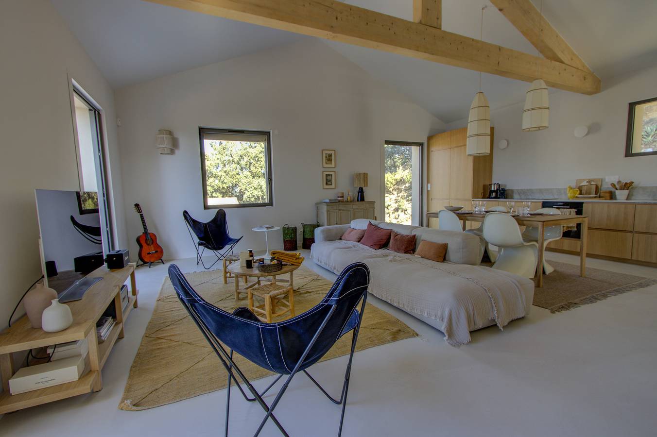 Villa avec piscine et vue – Drôme provençale in Saint-Restitut, Nyons region