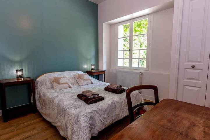 Gîte pour 4 personnes, avec jardin et piscine à Atur - 2