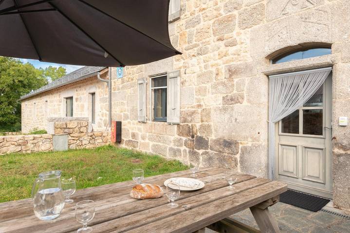 Gîte 4/6 personnes à la Ferme Lionnet in Albaret-le-Comtal, Région de Mende