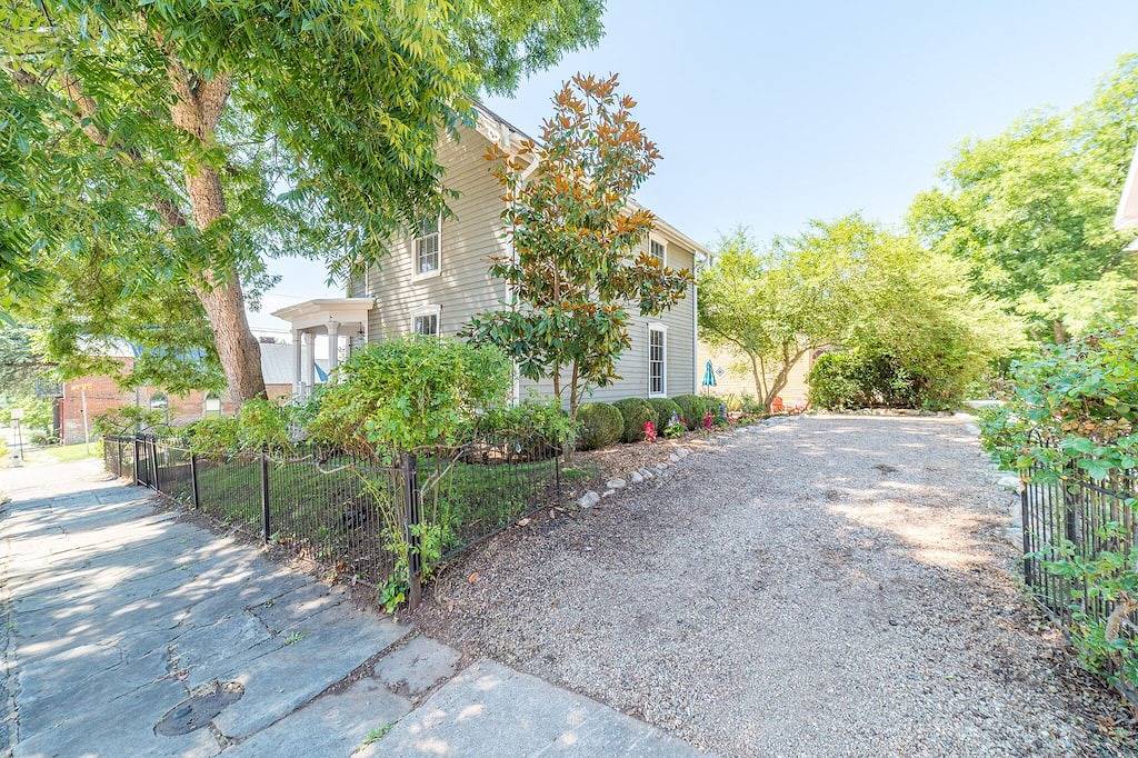 National Parks themed Historic Getaway near Downtown Lynchburg in Lynchburg, Virginia