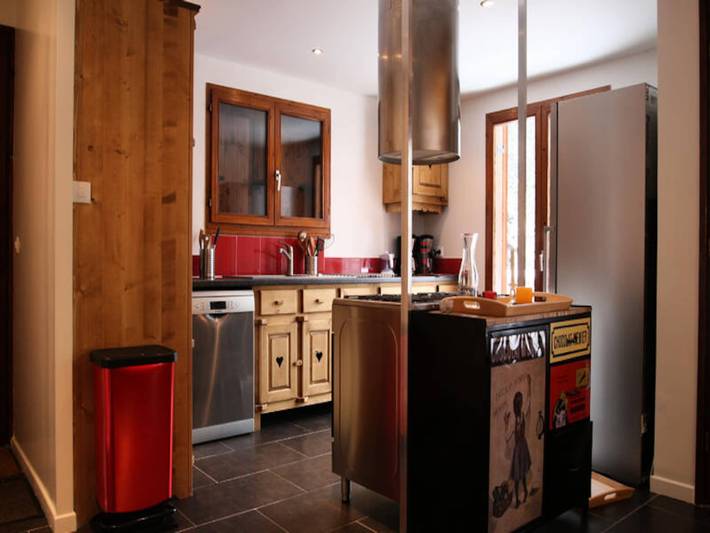 Gîte pour 15 personnes, avec terrasse à Laveissière - 3
