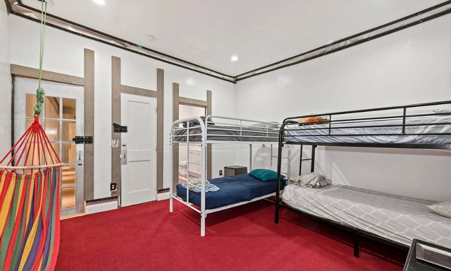 Increíble casa de 4 dormitorios con capacidad para 16 personas in Camden (New Jersey), Nueva Jersey