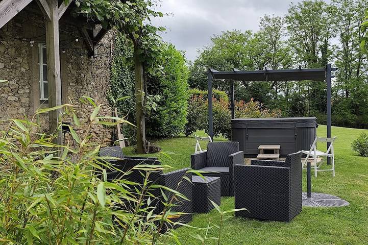 Location de vacances pour 4 personnes, avec Jacuzzi ainsi que Terrasse et Jardin à Bournazel - 4