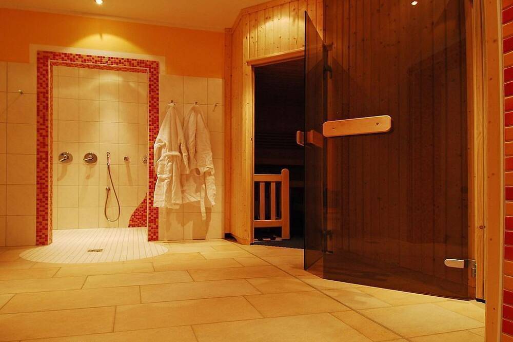 Doppelzimmer mit Dusche, Wc - Traunstein, Gasthaus Landhotel in Abtenau, Tennengau