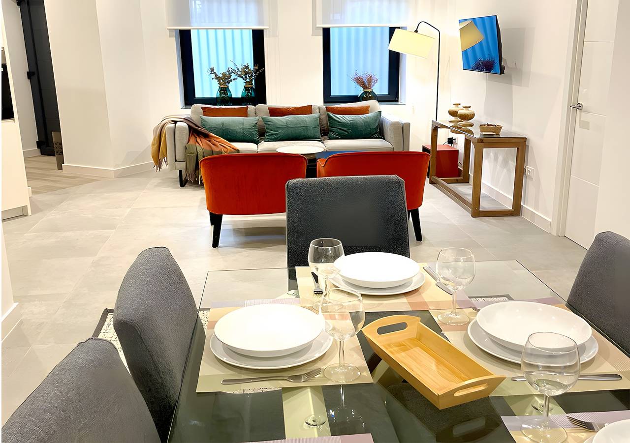 Casa Deco – Großzügiges, ruhiges Apartment nahe Zentrum von Sevilla in Los Remedios, Sevilla
