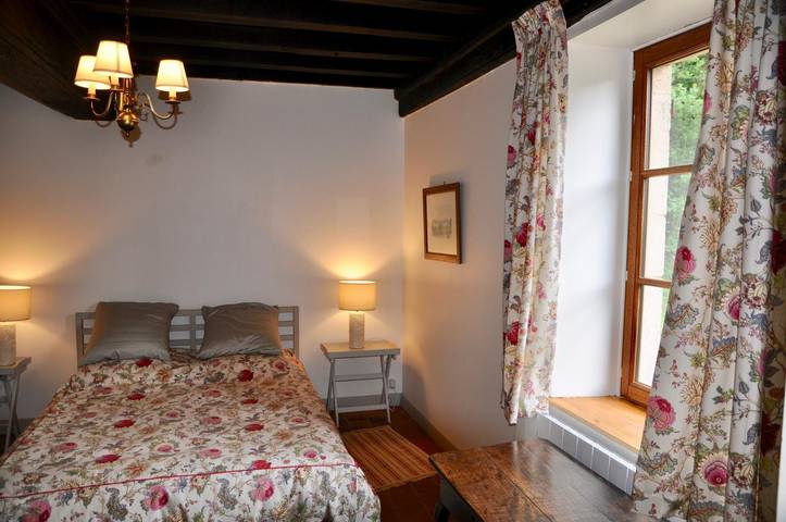 Gîte pour 4 personnes, avec jardin et terrasse à Saint-Léger-sous-Beuvray - 4