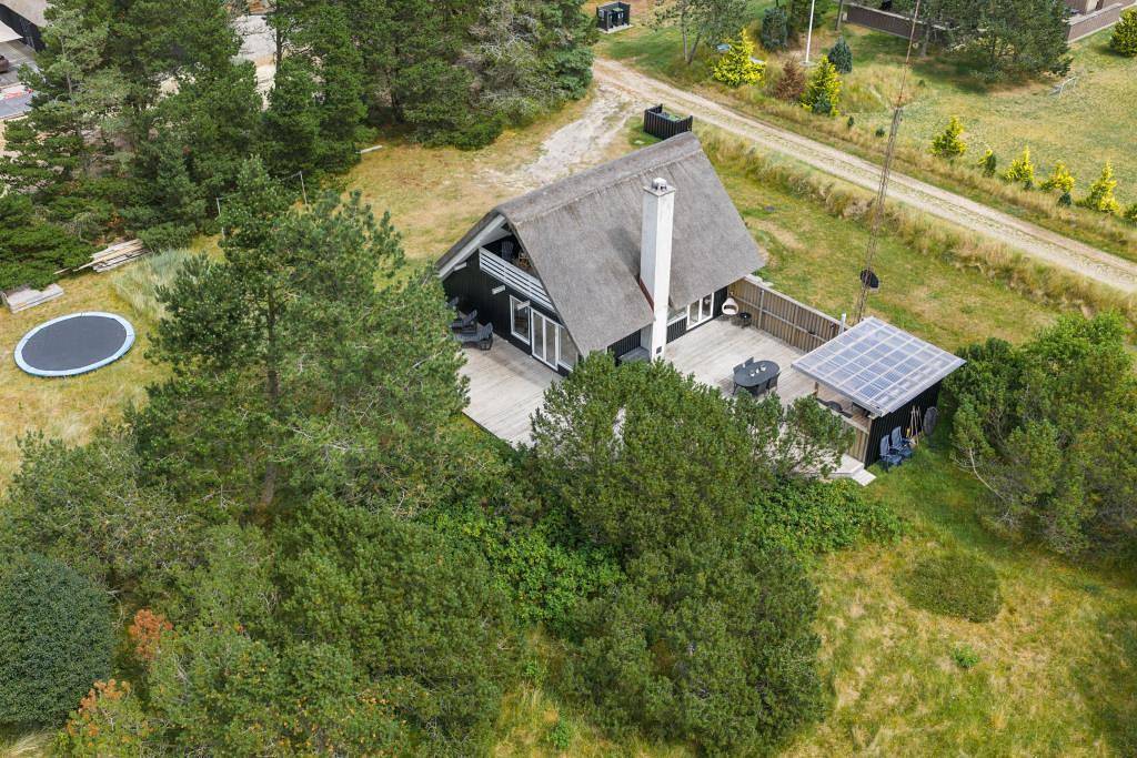 Gut eingerichtetes Ferienhaus über 2 Etagen in Blåvand in Blavand, Varde