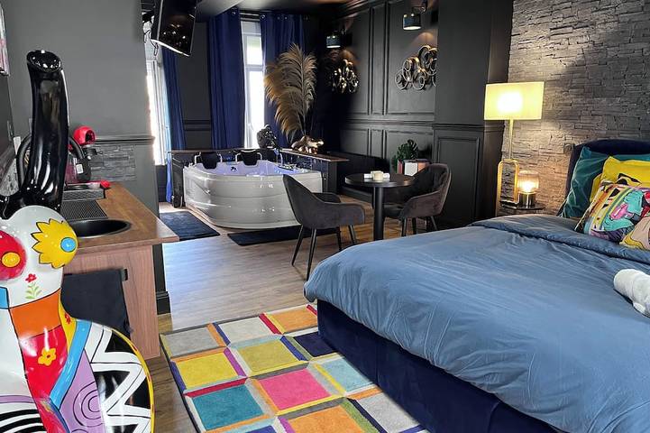La 104 private cocooning rooms with whirlpool bath in Saint-Omer, Región de Saint-Omer
