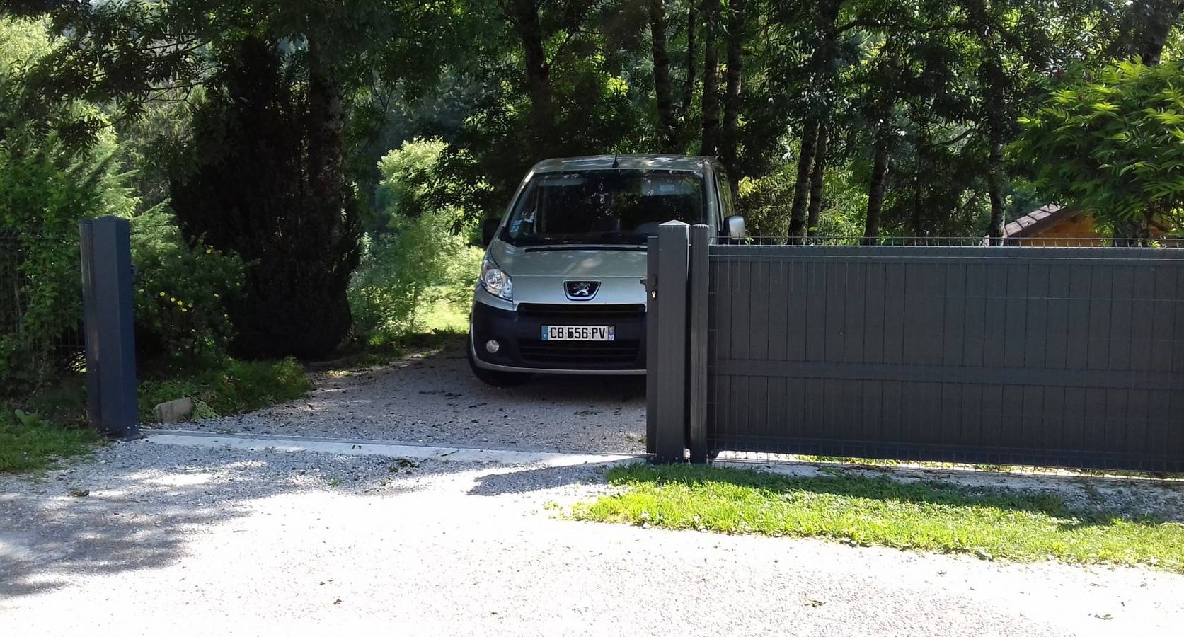 Le Chalet des deux lacs (lac à 800 m) in Étival (Jura), Parc naturel régional du Haut-Jura