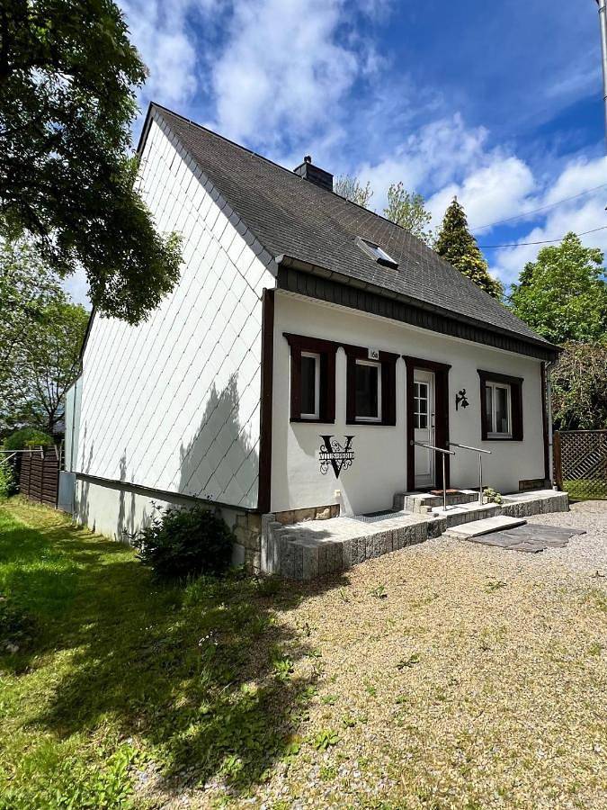 Location de vacances pour 5 personnes, avec jardin à St. Vith