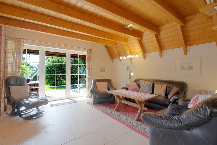 Ferienhaus für 4 Personen, mit Garten und Terrasse