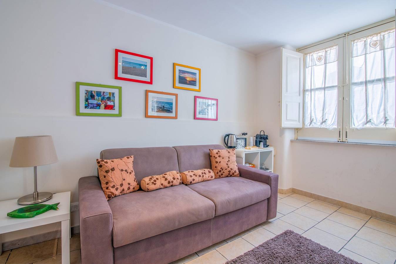 Entire apartment, Apartment 'Cozy House' in the historical center with A/C & Wi-Fi in Catania, Catania Province