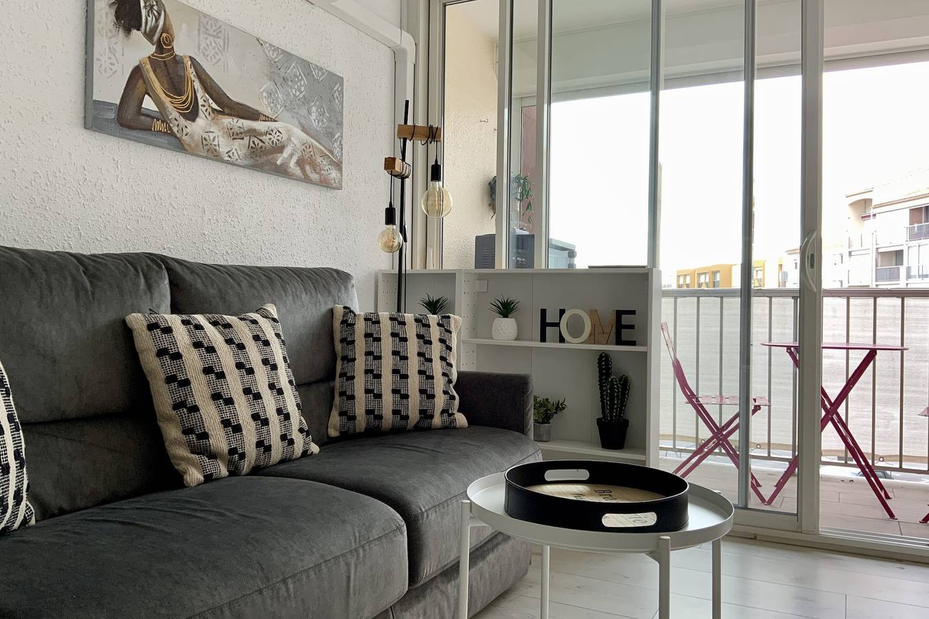 Appartement entier, Les Saladelles 1 chambre climatisé 4 pers proche plage tout à pied in Le Grau-du-Roi, Côte d'Améthyste