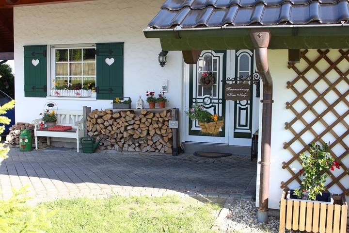 Ganze Wohnung, Ferienwohnung Haus Nadja - Gemütliche Ferienwohnung für zwei Personen direkt in Winterberg in Winterberg, Hochsauerlandkreis
