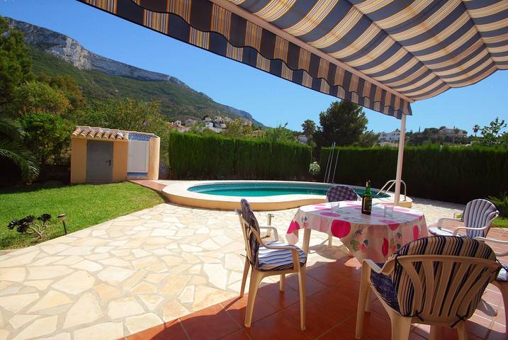 Villa für 6 Personen, mit Terrasse und Garten in Dénia - 4