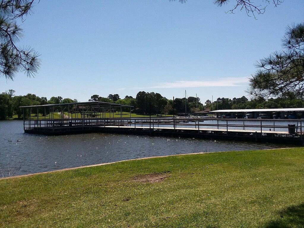 Ganze Wohnung, Gemütliche und komfortable Wohnung mit unglaublicher Aussicht, ein Paradies für Fischer in Lake Conroe