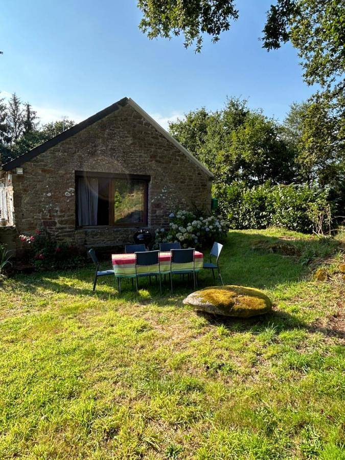 Location de vacances pour 6 personnes, avec jardin et vue à Ploërdut - 2