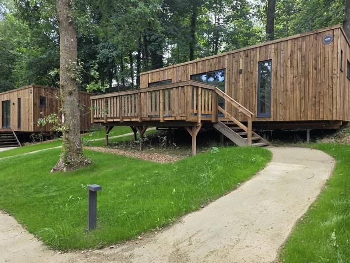 Parc de vacances pour 5 personnes, avec terrasse dans Corbion - 3