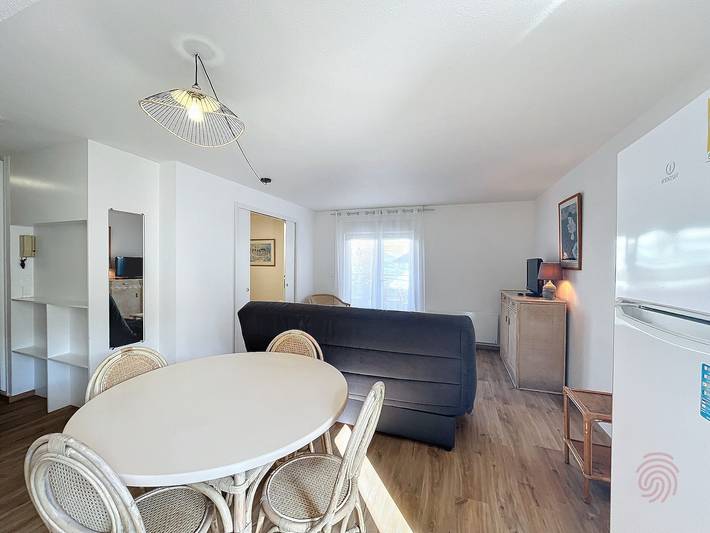 Apartamento entero, Apartamento con Terraza, Cerca del Centro y Termas en Lamalou-les-Bains in Lamalou-les-Bains, Region de Béziers