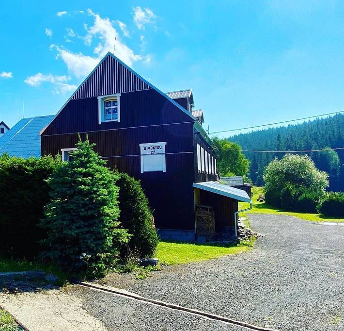 Pension voor 18 personen, met tuin en uitzicht in Tsjechië