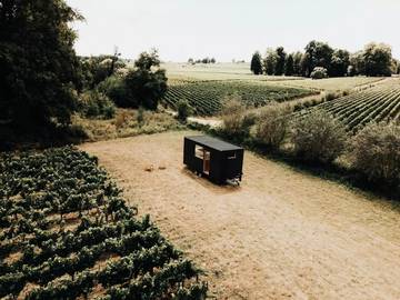 Gîte pour 2 personnes, avec vue et terrasse à Saint-Christophe-des-Bardes
