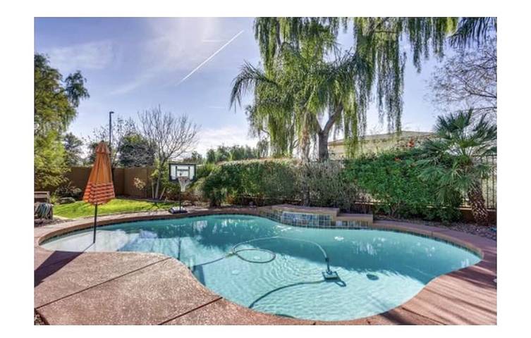 Vacation rental for 6 people, with pool, with pets in Gilbert