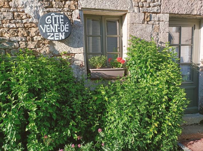 Gîte pour 4 personnes, avec terrasse à Saint-Juire-Champgillon - 2