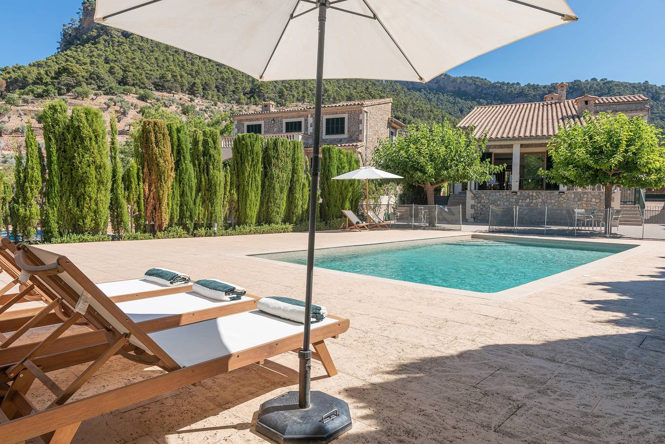 Villa 'Son Vent Valldemossa' avec vue sur la montagne, piscine privée et Wi-Fi in Valldemossa, Majorque de l'Ouest