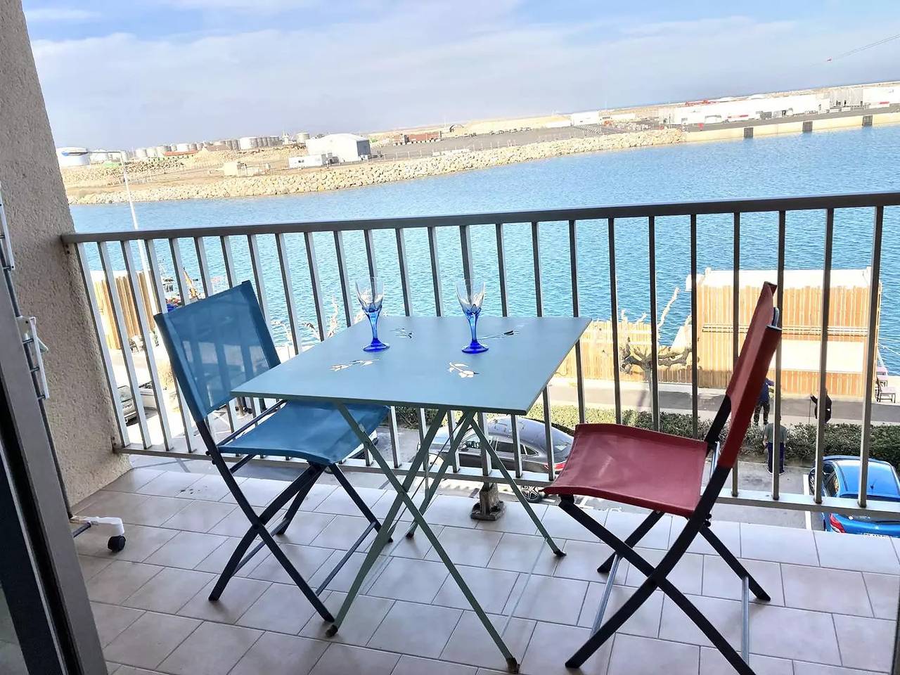 Ganze Wohnung, Klimaanlage und offener Blick: 300m von den Stränden: 4 Schlafzimmer in Port-la-Nouvelle, Côte d'Améthyste