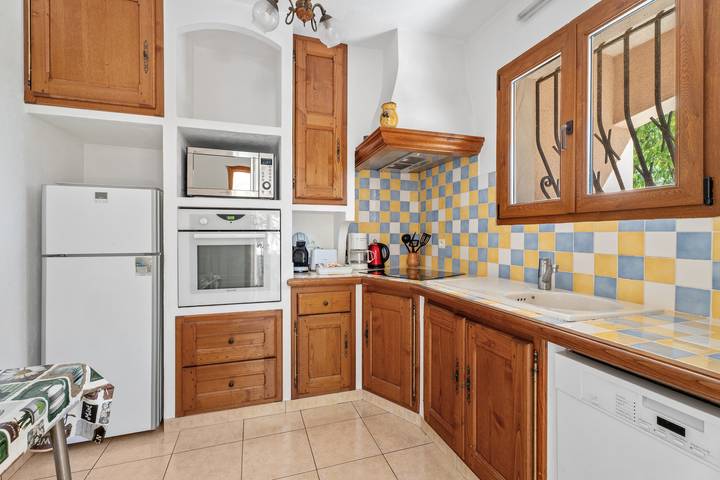 Gîte pour 8 personnes, avec jardin et terrasse, animaux acceptés à Le Bar-sur-Loup - 3