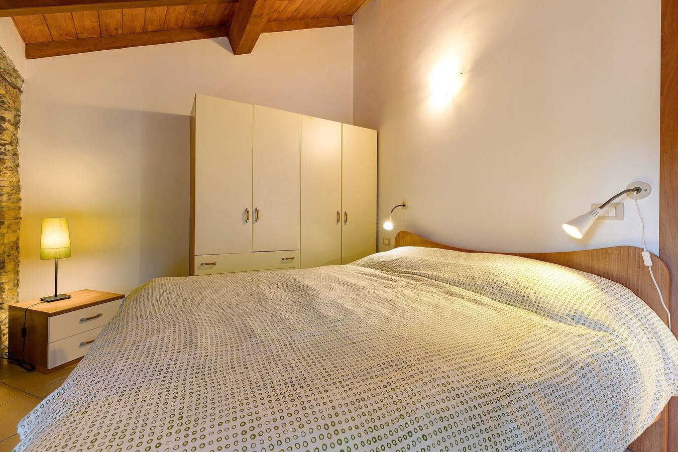Appartamento intero, Appartamento 'Ramma La Taggiasca' con Vista Montagna & Balcone in San Gregorio (Stellanello), Stellanello