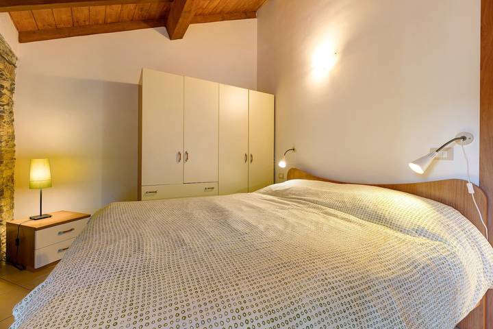Appartamento intero, Appartamento 'Ramma La Taggiasca' con Vista Montagna & Balcone in San Gregorio (Stellanello), Stellanello