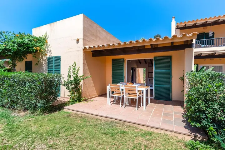 Appartement de vacances pour 4 personnes, avec jardin ainsi que terrasse et piscine - 1