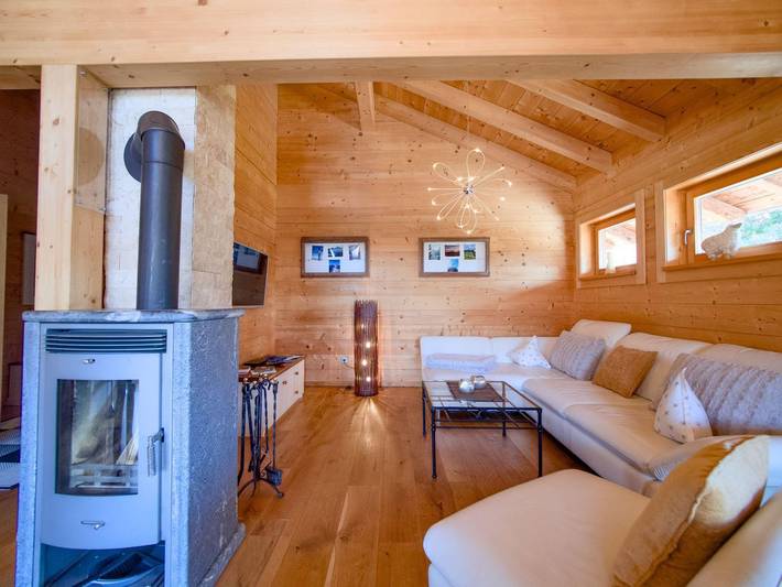 Ganze Wohnung, Hochwertige Chalet-Ferienwohnung in Massivholzbauweise mit Watzmannblick & Kamin in Stanggaß, Bischofswiesen