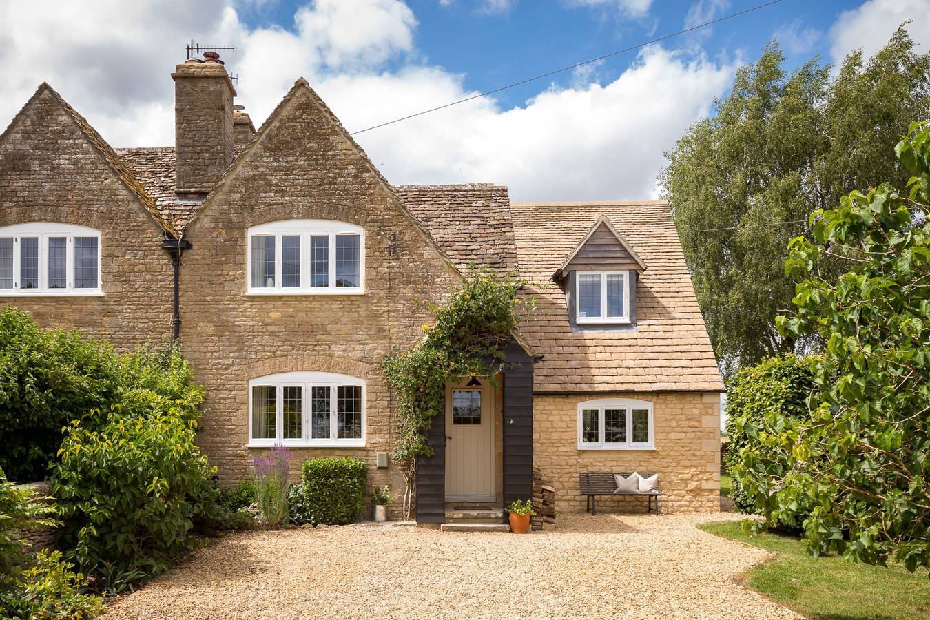 Apple Tree Cottage, Daglingworth in Cirencester, Gloucestershire
