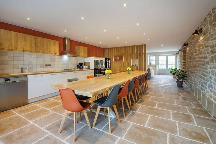 Maison de vacances pour 15 personnes, avec jardin et terrasse