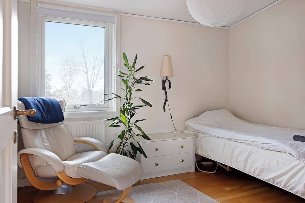 Spectacular Villa - Pool, Sauna & Magical Lake View in Lidingö, Stockholmer Schärengarten