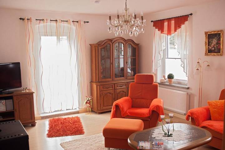 Ferienwohnung für 2 Personen, mit Terrasse und Garten sowie Ausblick in Gelenau (Erzgebirge) - 3