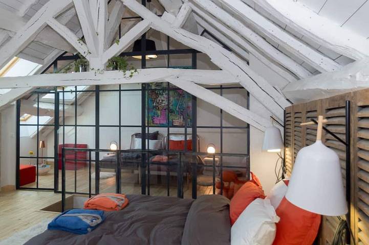 Chambre d’hôte pour 4 personnes, avec jardin et piscine à Bouvesse-Quirieu