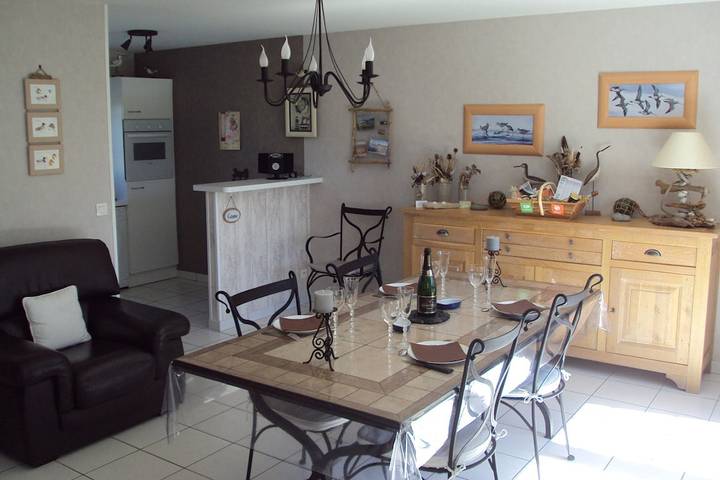 Gîte pour 5 personnes, avec terrasse et jardin, animaux acceptés dans Plage de la Digue Jules Noiret - 2