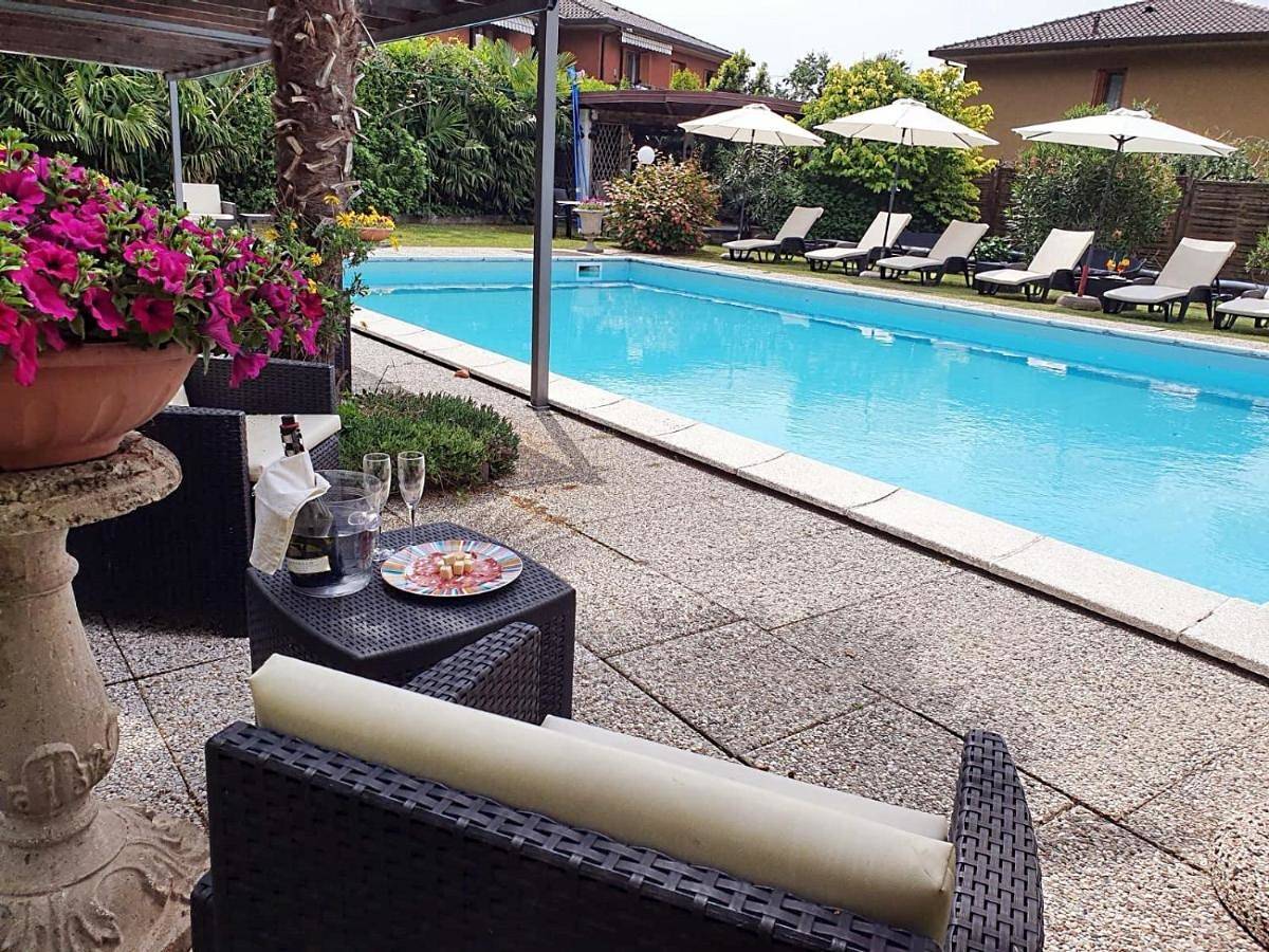 Ganze Wohnung, Apartment Lake Maggiore - Gelsomino in Maccagno, Maccagno con Pino e Veddasca