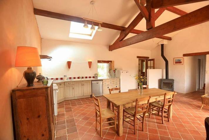 Location de vacances pour 4 personnes, avec terrasse ainsi que vue et jardin à Roumengoux - 4